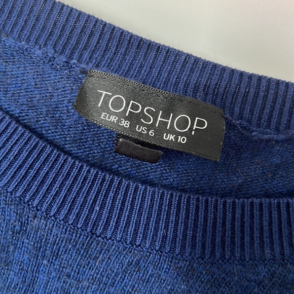 Top Shop Ruffled Sweater - Picture 3 of 3